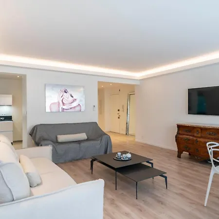 Holiday home Very 2 Bedroom In The Center Of Completely Renovated *